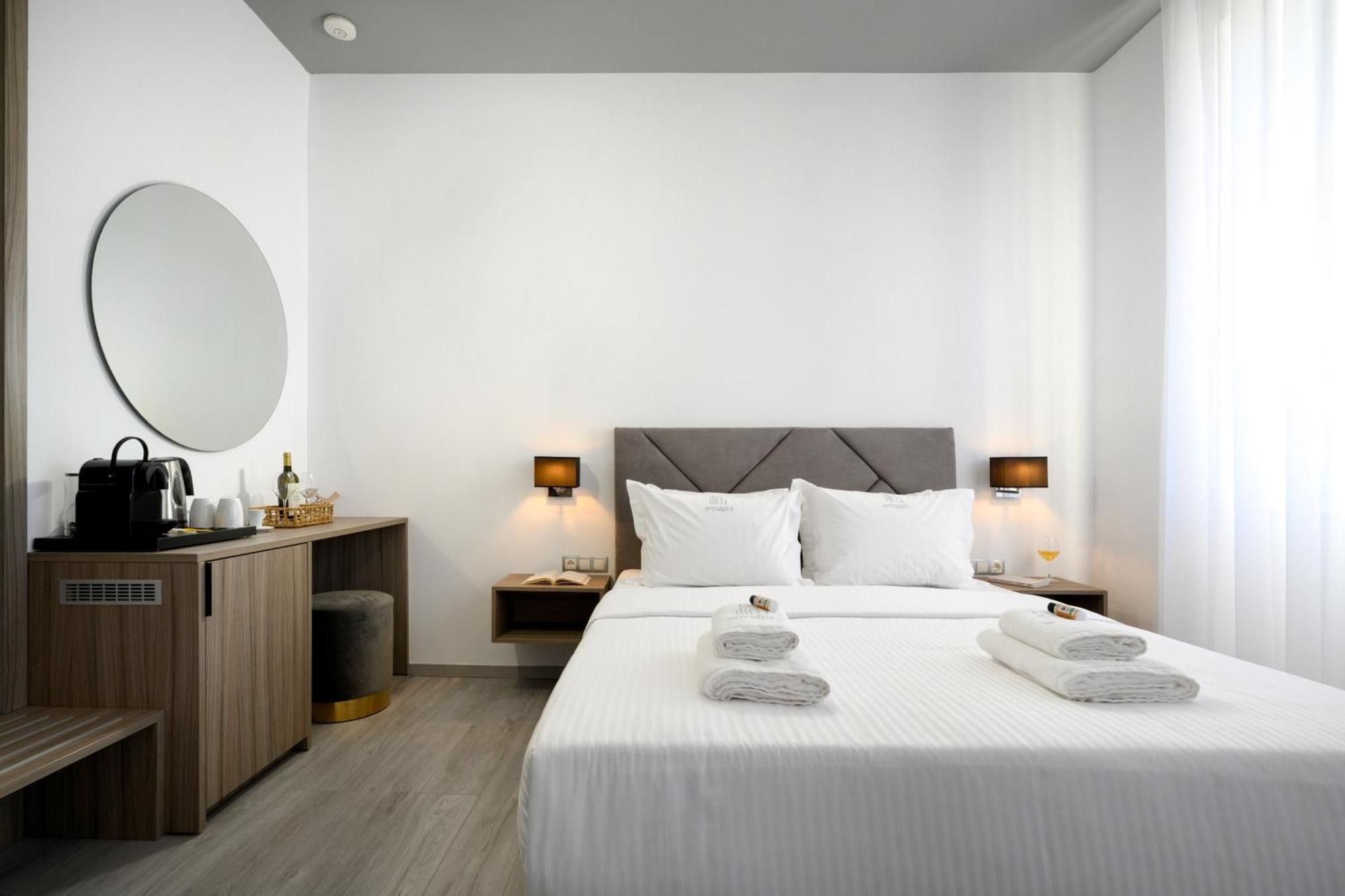 Amalphi Corfu City Living By Konnect Экстерьер фото